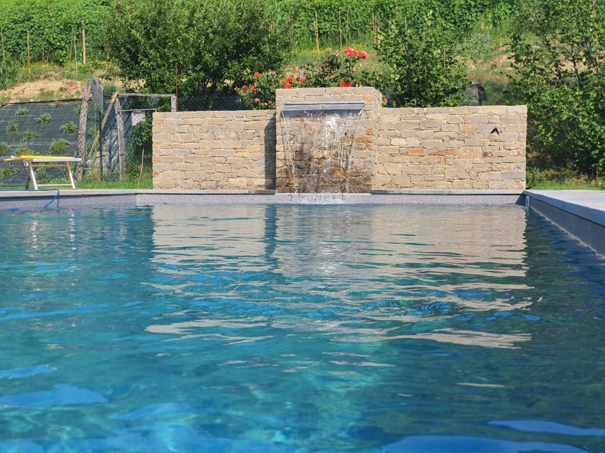 Agriturismo Cascina L'Arche Santo Stefano Belbo Exterior photo
